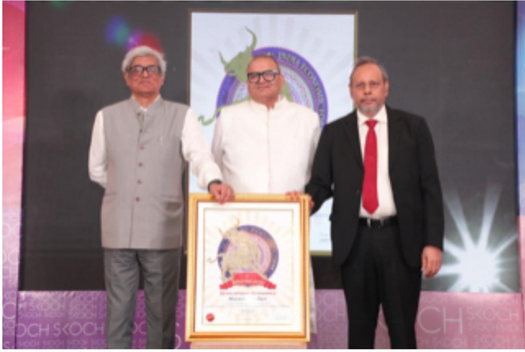 Achievement Prof. S.Mahendra Dev, Director, IGIDR has received an Economics Award initiated by the Indian Economic Forum of the Skoch Group for his contributions to the Development Economics.